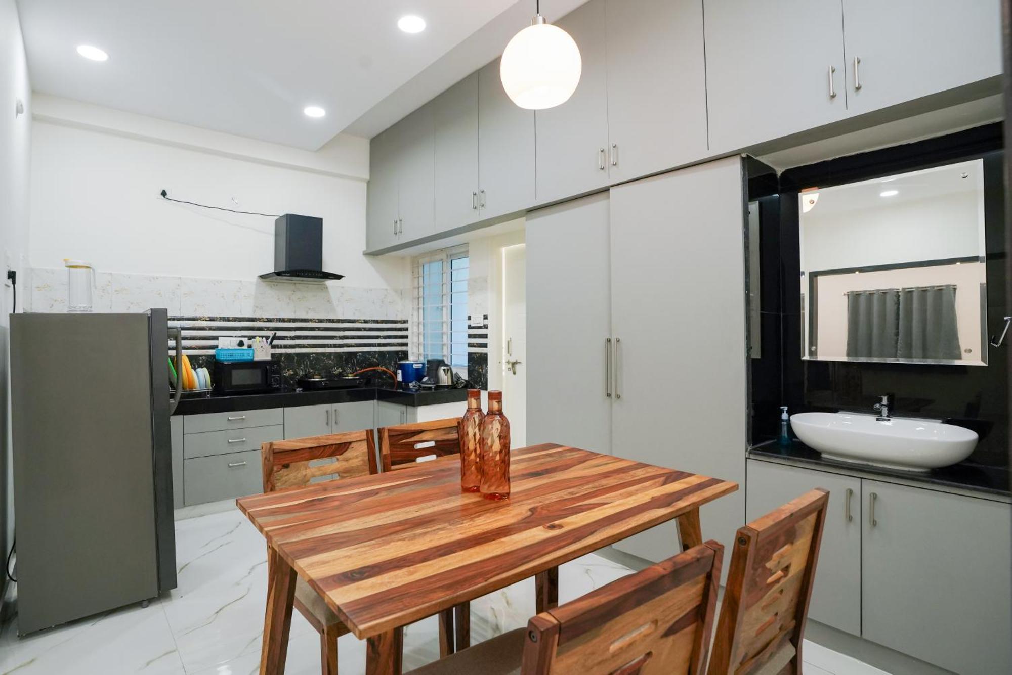 N Cube Serviced Apartments Hyderabad Bagian luar foto